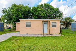 2511 Avenue L, Fort Pierce, FL 34947 - MLS#R11126869