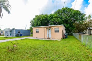 2511 Avenue L, Fort Pierce, FL 34947 Sold 10/30/25