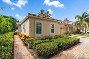 516 Commons Drive, Palm Beach Gardens, FL 33418 - MLS#R11126890