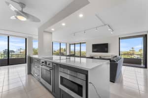 5510 N Ocean Drive 3d, Singer Island, FL 33404 - MLS#R11126942