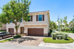 4111 Plum Tree Lane, Riviera Beach, FL 33410 - MLS#R11126977