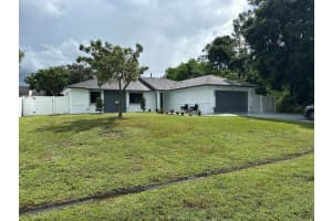 248 Se Fallon Drive, Port Saint Lucie