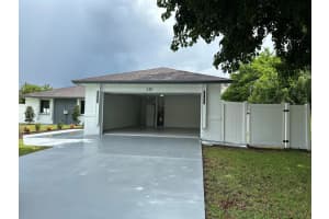 248 SE Fallon Drive, Port Saint Lucie, FL 34983 - MLS#R11127000