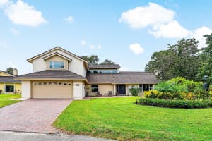7100 Lorraine Court, Port Saint Lucie, FL 34952 - MLS#R11127018