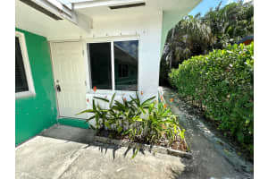 1129 Ne 15 Street 3 Fort Lauderdale, FL 33304 - MLS#R11127021