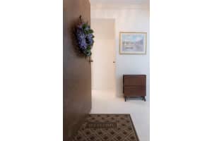 336 Golfview Road 203, North Palm Beach, FL 33408 - MLS#R11127034