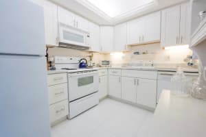 336 Golfview Road 203, North Palm Beach, FL 33408 - MLS#R11127034