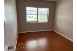 114 Salisbury E E, West Palm Beach