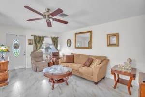 2100 NE 38th Street 111, Lighthouse Point, FL 33064 - MLS#R11127066
