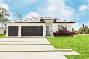 1701 SW Cannon Avenue, Port Saint Lucie, FL 34953 - MLS#R11127081