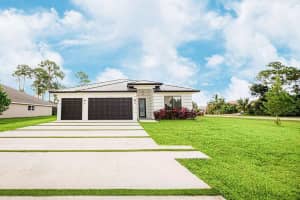 1701 SW Cannon Avenue, Port Saint Lucie, FL 34953 - MLS#R11127081