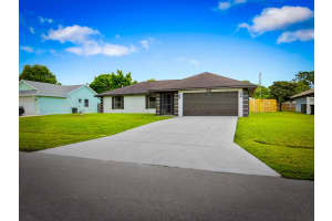 431 Volkerts Terrace, Port Saint Lucie, FL 34983 - MLS#R11127083