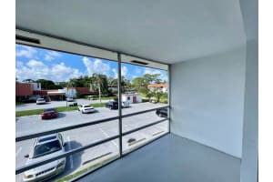 2600 SE Ocean Boulevard E11, Stuart, FL 34996 Sold 10/31/25