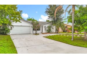 635 Kingbird Circle, Delray Beach