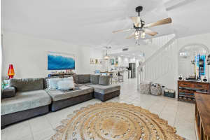 243 Murray Court, Jupiter, FL 33458 - MLS#R11127122