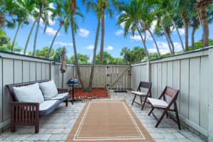 1830 Embassy Drive 107, West Palm Beach, FL 33401 - MLS#R11127161