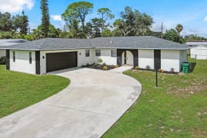 417 SE Tranquilla Avenue, Port Saint Lucie, FL 34983 Sold 10/17/25