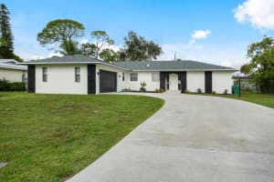 417 SE Tranquilla Avenue, Port Saint Lucie, FL 34983 Sold 10/17/25