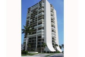 2425 Presidential Way, West Palm Beach, FL 33401 - MLS#R11127206