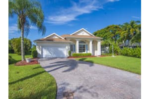 305 Bourdeaux Drive, Vero Beach, FL 32968 - MLS#R11127213