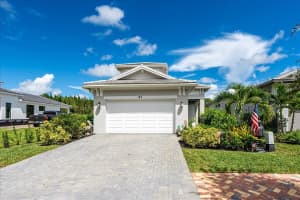 152 SE Via Tirso, Port Saint Lucie, FL 34952 - MLS#R11127276