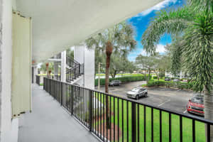 15355 Lakes Of Delray Boulevard 212, Delray Beach, FL 33484 - MLS#R11127304