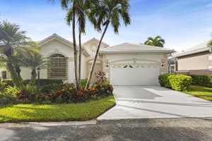 292 Canterbury Drive E, Palm Beach Gardens, FL 33418 - MLS#R11127400