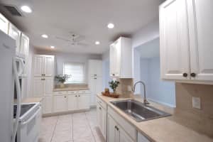2095 SW 13th Terrace, Boynton Beach, FL 33426 - MLS#R11127413