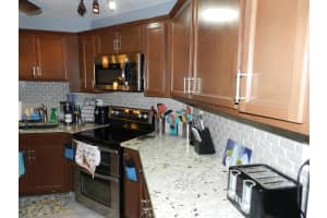 7 Greenway Village N 103, Royal Palm Beach, FL 33411 - MLS#R11127421