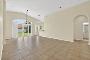 5552 Spanish River Road, Fort Pierce, FL 34951 - MLS#R11127423