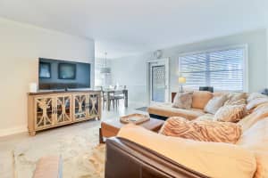 241 Markham L, Deerfield Beach, FL 33442 - MLS#R11127427