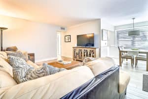 241 Markham L, Deerfield Beach, FL 33442 - MLS#R11127427