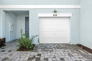 419 Salisbury Circle, Fort Pierce, FL 34982 - MLS#R11127442