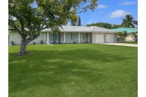 5205 Feather Creek Drive, Fort Pierce, FL 34951 - MLS#R11127443