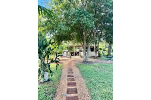 8424 SE 59th Drive, Okeechobee, FL 34974 Sold 10/30/25