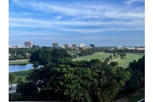 2425 Presidential Way, West Palm Beach, FL 33401 - MLS#R11127461