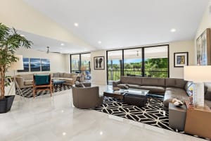 2 Eastgate Drive B, Boynton Beach, FL 33436 - MLS#R11127481