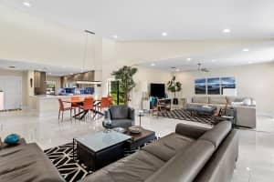 2 Eastgate Drive B, Boynton Beach, FL 33436 Sold 12/15/25