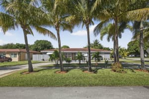 118 2nd Street, Lake Park, FL 33403 Sold 12/05/25