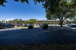 1809 Meadows Circle W, Boynton Beach, FL 33436 - MLS#R11127511