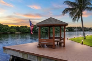 946 Kokomo Key Lane, Delray Beach, FL 33483 - MLS#R11127515