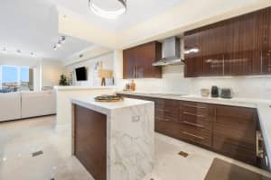 201 S Narcissus Avenue 605, West Palm Beach, FL 33401 - MLS#R11127529