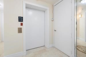 201 S Narcissus Avenue 605, West Palm Beach, FL 33401 - MLS#R11127529