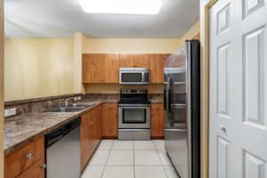 1927 Alamanda Way, West Palm Beach, FL 33404 - MLS#R11127540
