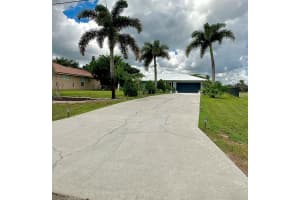 200 SW Ridgecrest Drive, Port Saint Lucie, FL 34953 - MLS#R11127562