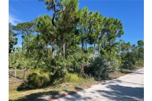 X Tree Top Trail, Lakewood Park, FL 34951 Sold 04/18/26