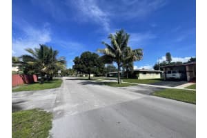 1000 Wyoming Avenue, Fort Lauderdale, FL 33312 - MLS#R11127606