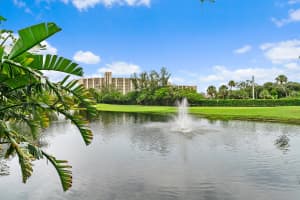 2604 Fairway Drive N, Jupiter, FL 33477 - MLS#R11127649