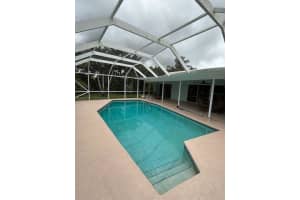 2811 SE Fairway W, Stuart, FL 34997 - MLS#R11127671