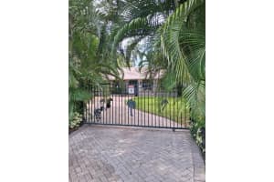 4015 Gem Lake Drive, Glen Ridge, FL 33406 - MLS#R11127701